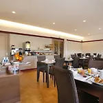 ベストウエスタン アダージョ ホテル 3*