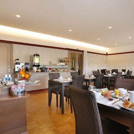 Western Adagio 호텔 3*