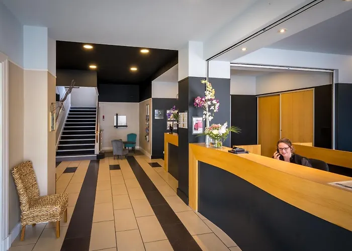 Western Adagio Hotel