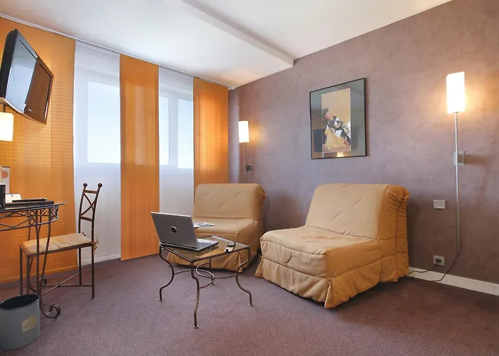 Western Adagio Hotel