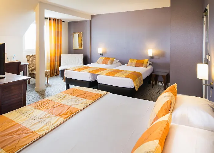 Western Adagio 3* Saumur