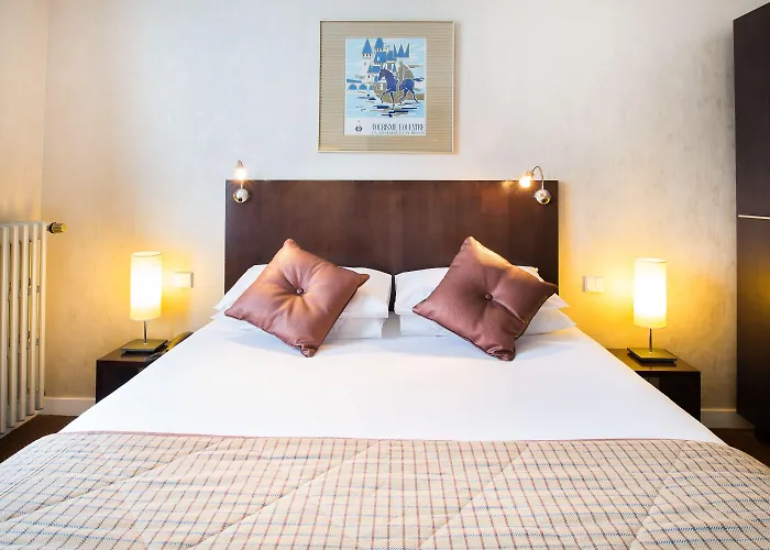 Western Adagio Hotel 3*