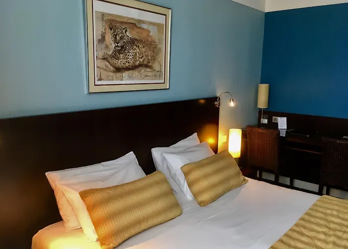 Western Adagio Hotel